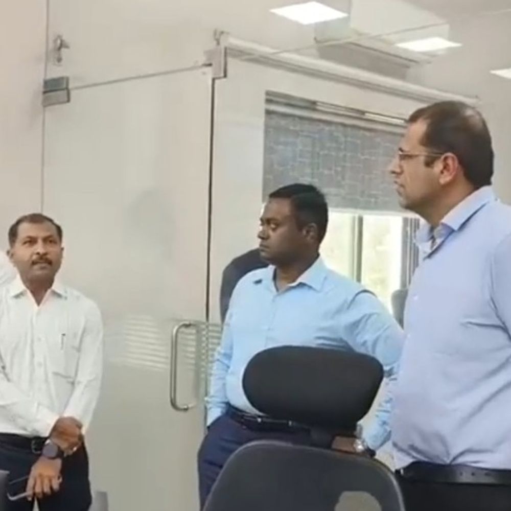 વડોદરામાં પ્રશાસન એલર્ટ મોડ પર:સંભવિત પૂરની સમીક્ષા માટે IAS અમિત અરોરા મેદાને, પાલિકા-કલેક્ટરની તૈયારીઓથી સંતોષ વ્યક્ત કર્યો