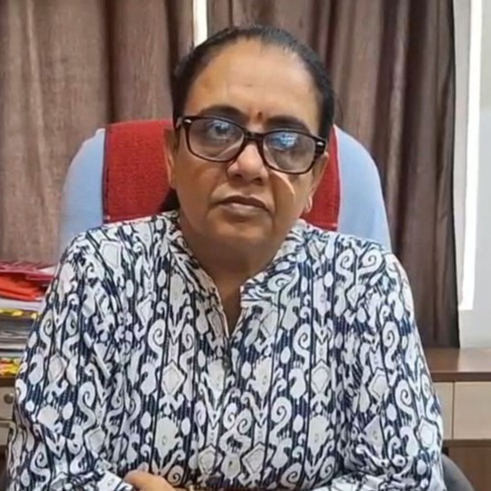 શિક્ષણ ક્ષેત્રે ડમી વિદ્યાર્થીઓનું કૌભાંડ?:જૂનાગઢનું શિક્ષણ વિભાગ ઘોર નિંદ્રામાં ઝડપાયું: જસદણ કૌભાંડ બાદ ગાંધીનગરથી 45 શંકાસ્પદ વિદ્યાર્થીઓની યાદી આવતા શિક્ષણ જગતમાં ભારે ખળભળાટ મચ્યો