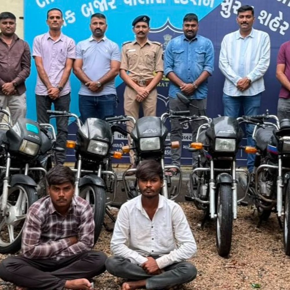 8 ચોરાયેલી બાઇકો સાથે બે રીઢા વાહનચોરો ઝડપાયા:કતારગામ, ડભોલી અને બોટાદ સુધી ફેલાયેલું ચોરીનું નેટવર્ક ખુલ્લું પડ્યું