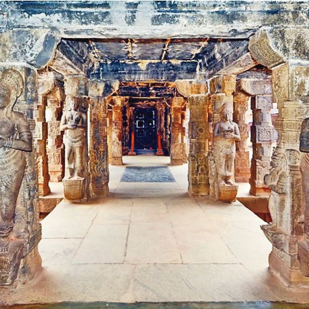 સફર:એશિયાનો સૌથી મોટો કાષ્ઠ મહેલ