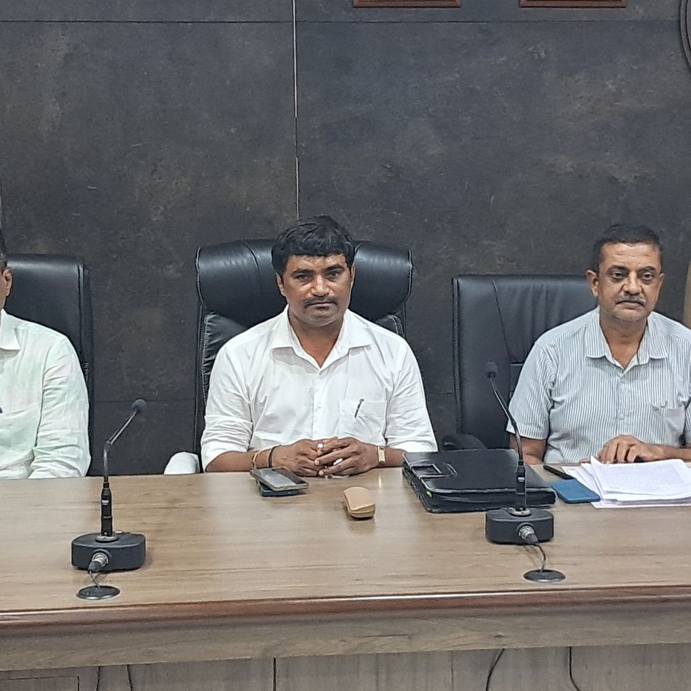 રૂ. 4.20 કરોડનાં વિકાસકામો મંજુર:રાજકોટનાં વોર્ડ નં. 12માં વરસાદી પાણીના નિકાલ માટે રૂ. 2.23 કરોડના ખર્ચે સ્ટોર્મ વોટર લાઇન નખાશે: 10 હજારથી વધુ નાગરિકોને મળશે લાભ