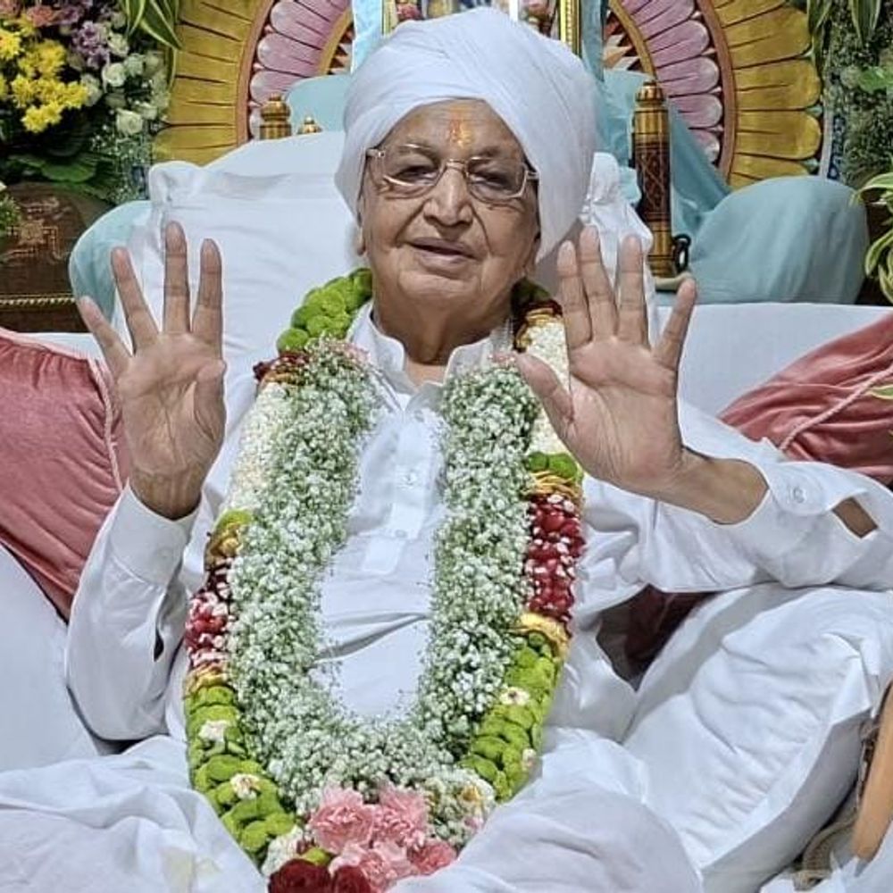 કાંકણોલ ધામમાં ગુરુપૂર્ણિમા મહોત્સવ: 200 કિલો અનાજની પક્ષી ચણ અને સેવાકાર્યોની પ્રશંસા
