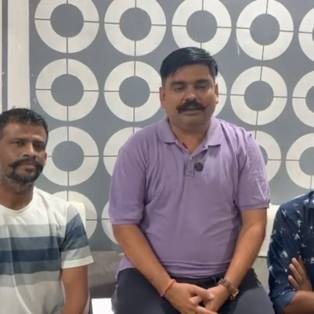 બાલાસિનોરના જમિયતપુરા કેમિકલ વેસ્ટ સાઇટ પર GPCBએ પ્લાન્ટ બંધ કરાવ્યો:મૌર્યા એન્વાયરો પ્રોજેક્ટને ક્લોઝર ઓર્ડર, મંજૂરી કરતાં 55 હજાર ટનથી વધુ જોખમી કચરો ડમ્પ