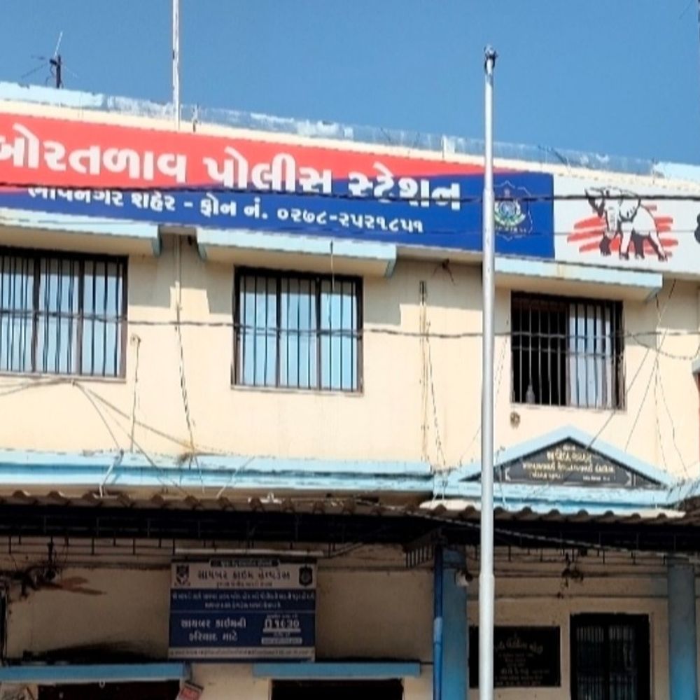 ભાવનગરમાં વ્યાજખોર દંપતીના ત્રાસથી પરિણીતાનો આપઘાતનો પ્રયાસ:રૂ.50 હજાર વ્યાજે લીધા હતા, ઉઘરાણીથી ત્રસ્ત થઈ ફિનાઈલ પીધું