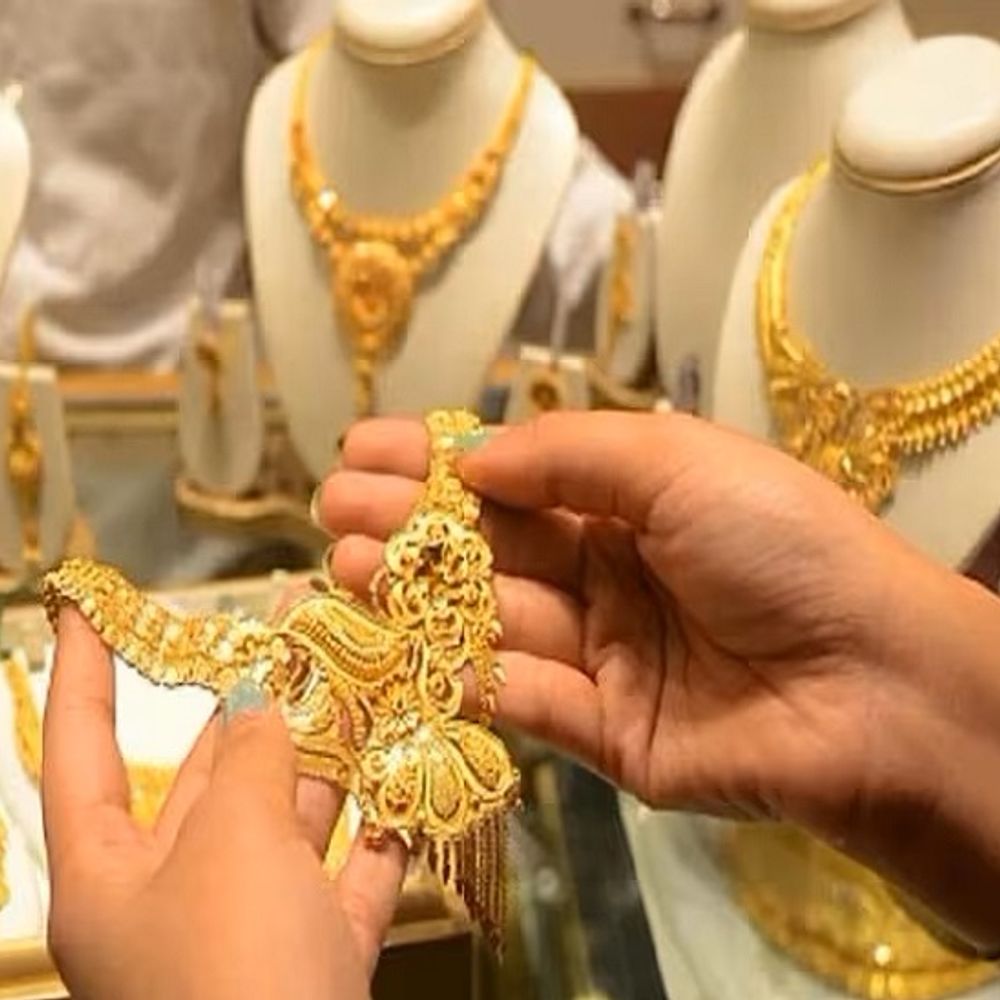 ભારતમાં સોનાની માંગમાં 6%નો ઘટાડો:એપ્રિલ-જૂન ક્વાર્ટરમાં 131.4 ટન વપરાશ રહ્યો, કસ્ટમ ડ્યુટી વધવા અને PM મોદીની અપીલની અસર