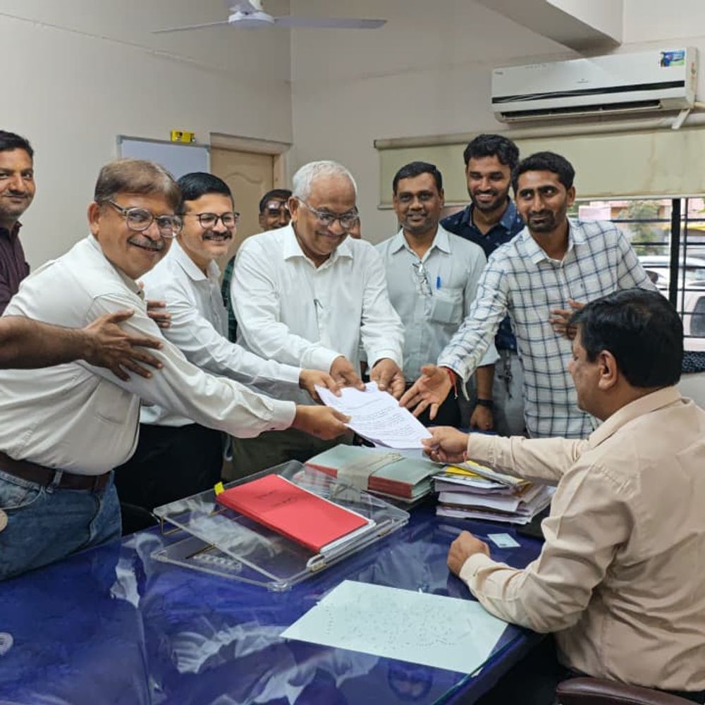 સૌરાષ્ટ્ર-કચ્છને રાજકોટમાં હાઈકોર્ટ બેંચ આપવા માળિયા, માંગરોળ, કેશોદ સહિત અનેક સ્થળોએ આવેદન પત્ર