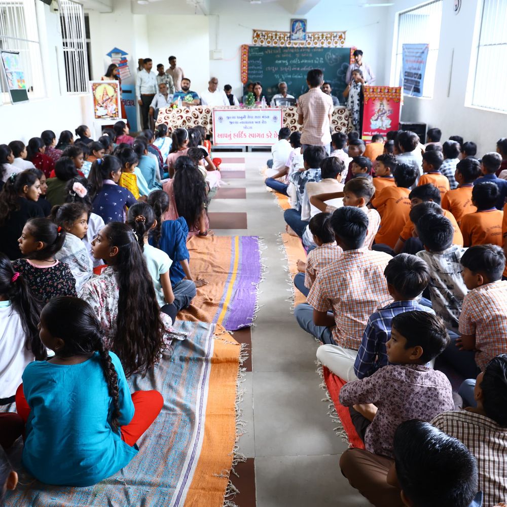 તરઘરામાં કાનૂની સેવા સમિતિ દ્વારા જાગૃતિ સેમિનાર:ગુડ ટચ-બેડ ટચ, પોક્સો અને સાયબર ક્રાઈમ અંગે માર્ગદર્શન