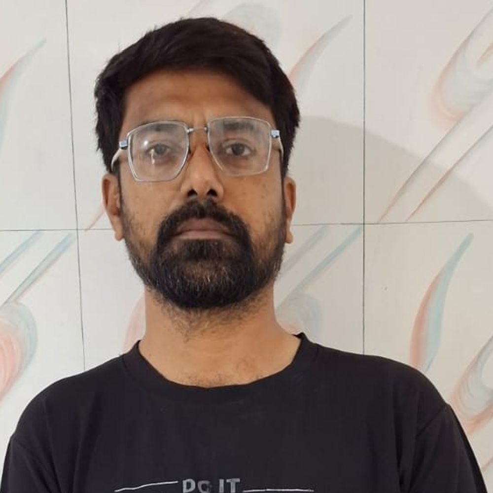 પોરબંદરમાં બોગસ ડોક્ટર સામે SOGની કાર્યવાહી:મેડિકલ ડિગ્રી વિના દર્દીઓની સારવાર કરતો શખ્સ ઝડપાયો