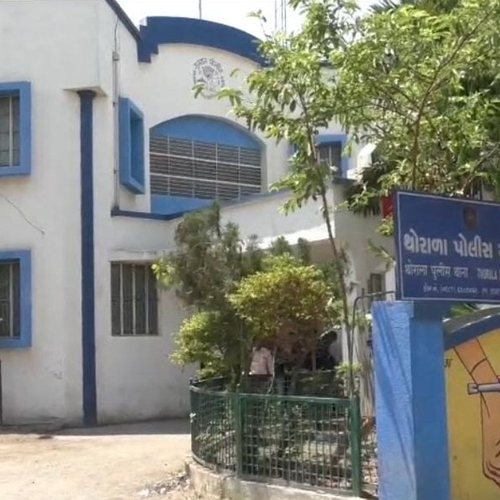 વધુ એક સગીરા સાથે દુષ્કર્મ:પ્રેમજાળમાં ફસાવી લગ્નની લાલચ આપી સગીર અને તેના મિત્રએ હવસનો શિકાર બનાવી