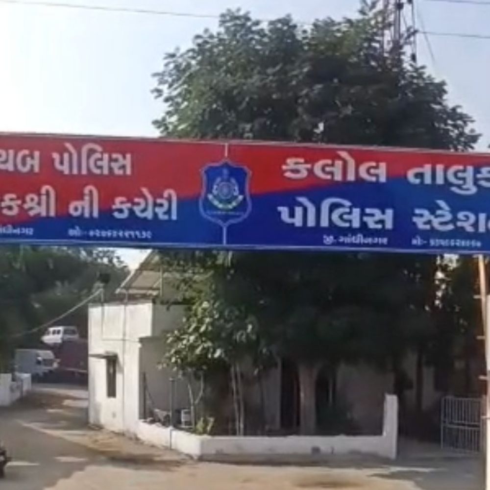 કલોલ-છત્રાલ હાઇવે પર રિક્ષા ગેંગનો તરખાટ:નજર ચૂકવી મહિલાના 2.10 લાખના દાગીના સેરવી ફરાર, કલોલ તાલુકા પોલીસે તપાસ હાથ ધરી