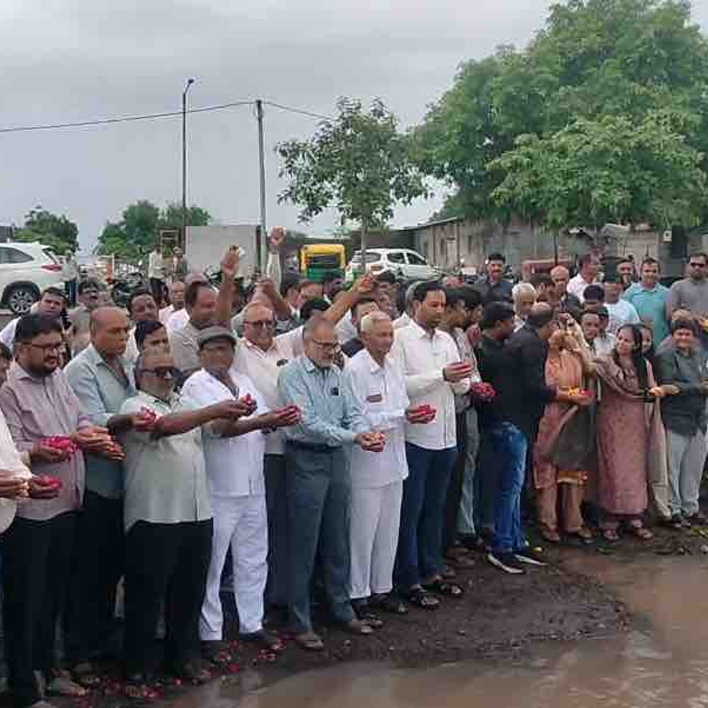અમરેલીમાં નવા નીરના વધામણાં, વૃક્ષારોપણની જાહેરાત:મંત્રી કૌશિક વેકરિયાએ 13,000 વૃક્ષ વાવવાની જાહેરાત કરી