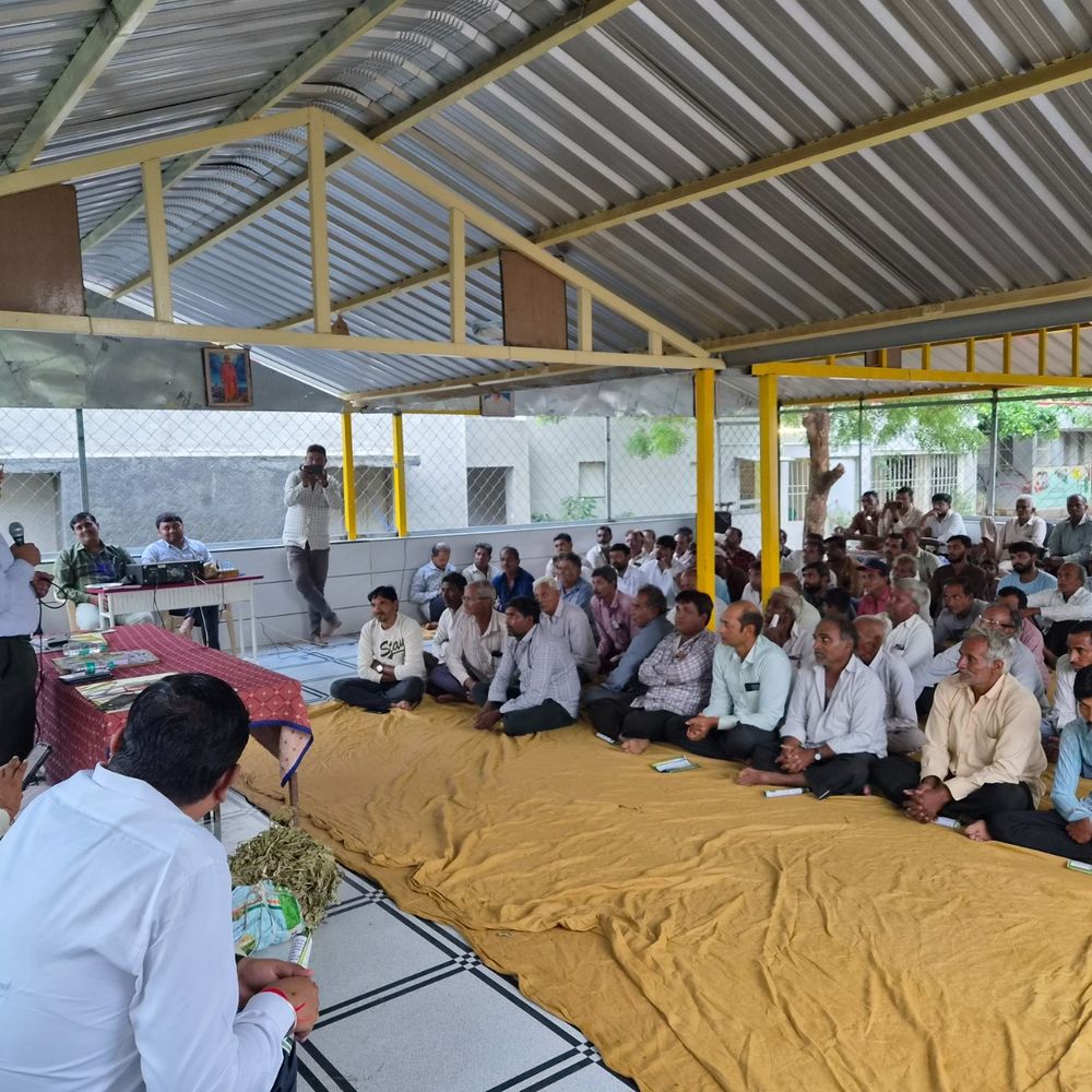 કાર્યક્રમ:ધારી તાલુકાના દલખાણિયામાં પ્રાકૃતિક ખેતી વિષયકની વિશેષ તાલીમ યોજાઈ