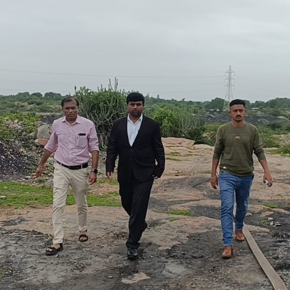 થાનગઢમાં ગેરકાયદેસર કોલસાના કૂવા ઝડપાયા:નાયબ કલેક્ટરની તપાસ બાદ બુરવાની કામગીરી શરૂ