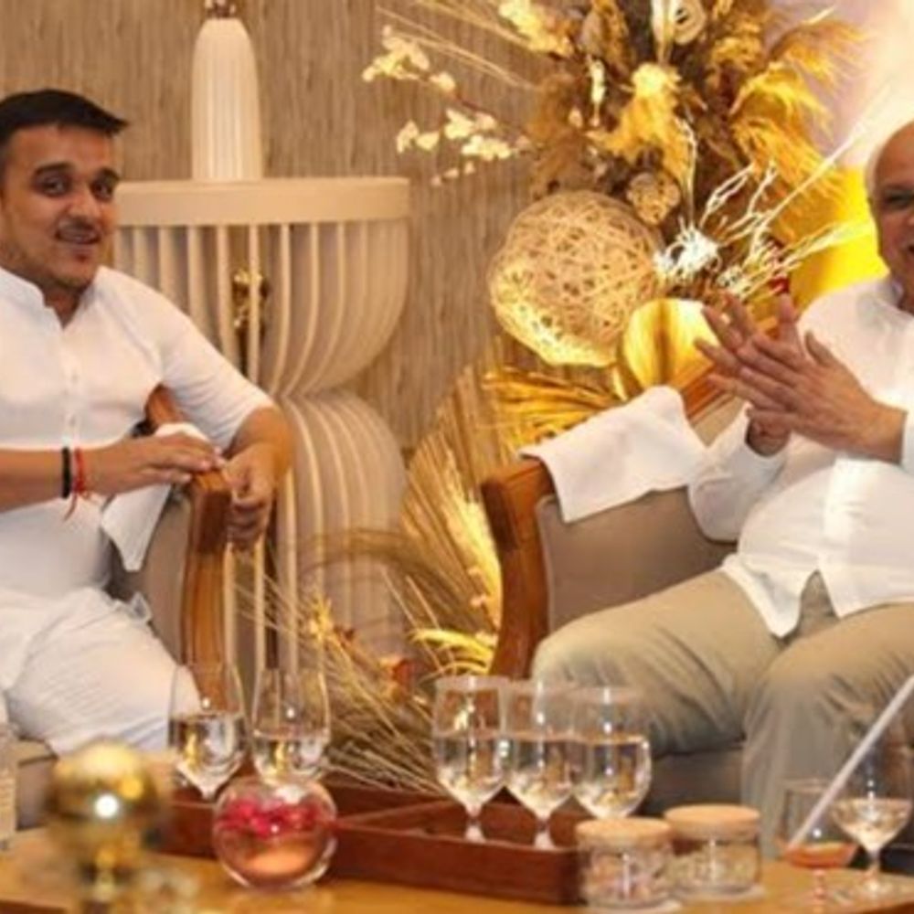 વાયબ્રન્ટ ગુજરાત ગ્લોબલ સમિટ-2027 માટે ગુજરાત સરકારનો મેગા પ્લાન:રોકાણકારોને આકર્ષવા CM અમેરિકા-કેનેડા, હર્ષ સંઘવી જાપાન-યુરોપના પ્રવાસે જશે; બિઝનેસ રોડ શો યોજાશે