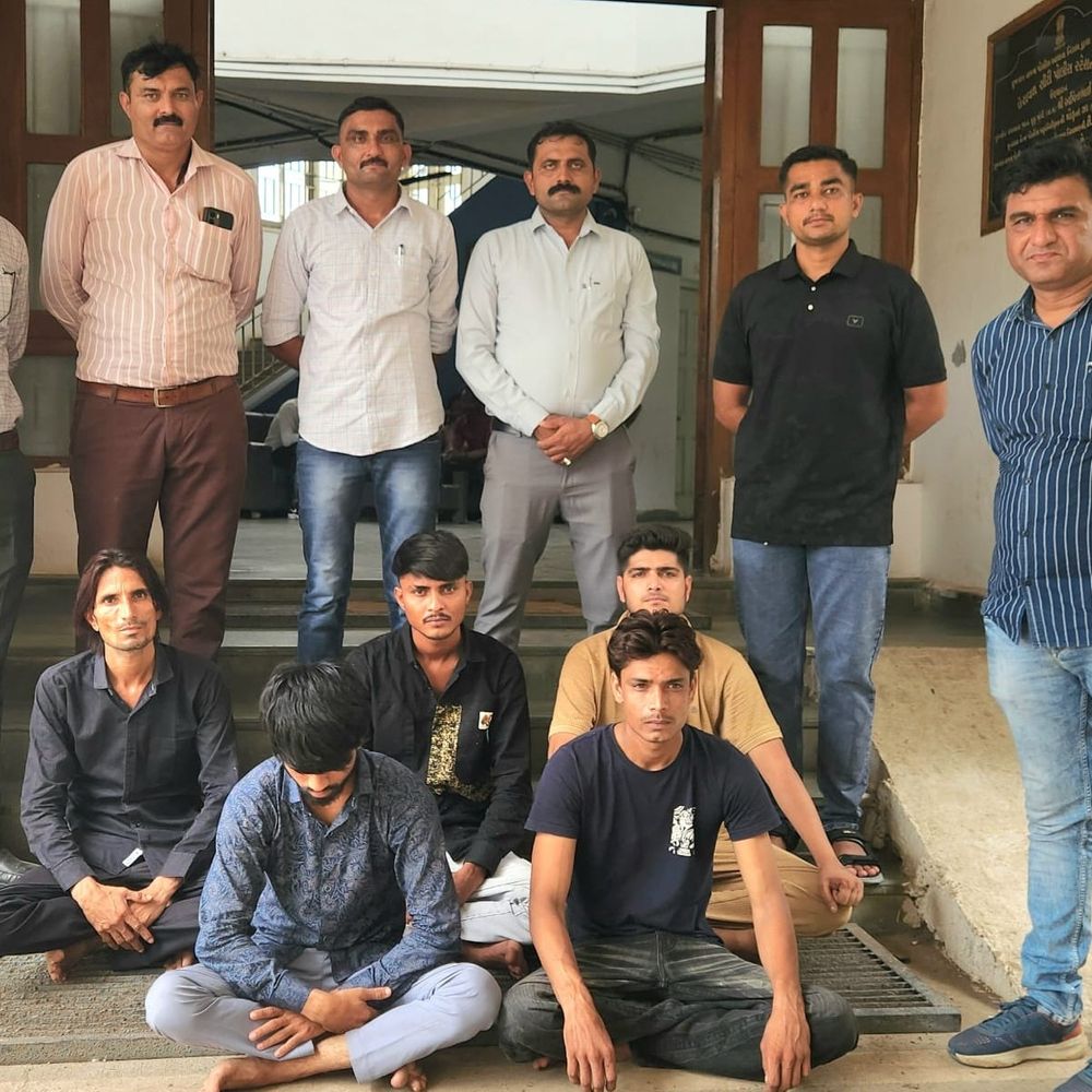 વેરાવળમાં ખુનની કોશિષ, લૂંટના 6 આરોપી ઝડપાયા:પોલીસે ગણતરીના સમયમાં ધરપકડ કરી, કાર્યવાહી શરૂ