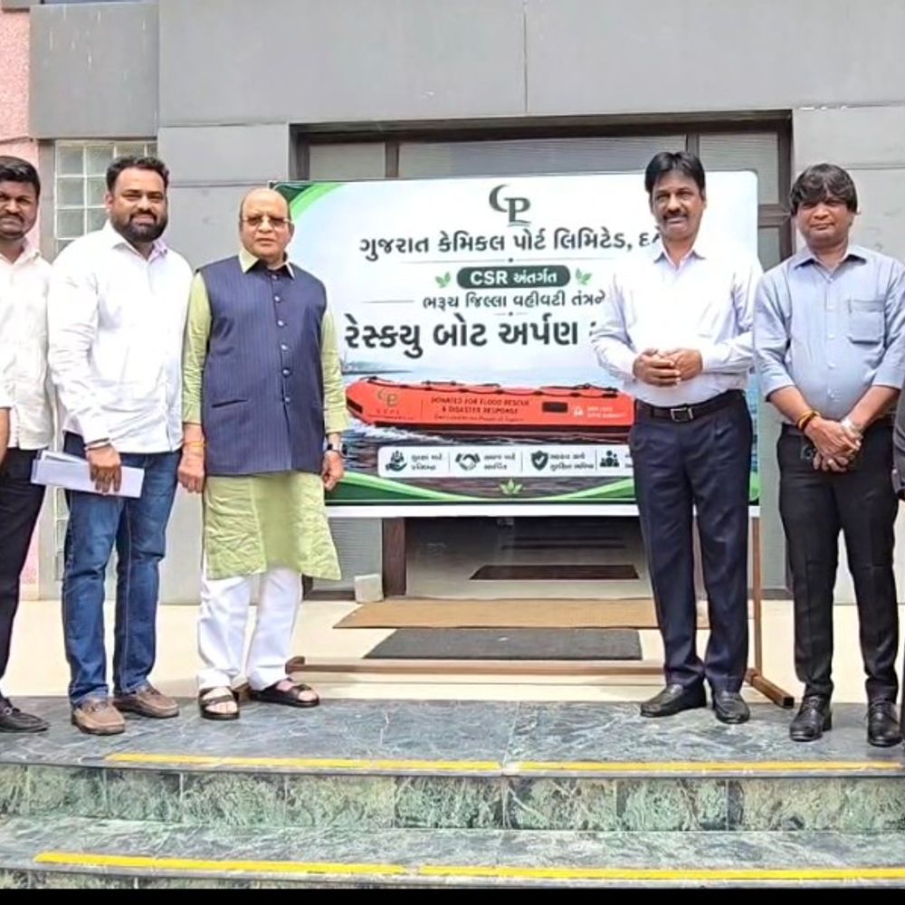 ભરૂચ-અંકલેશ્વરને 6 આધુનિક રેસ્ક્યુ બોટ મળી:GCPL દહેજે CSR હેઠળ આપત્તિ વ્યવસ્થાપનતંત્રને અર્પણ કરી