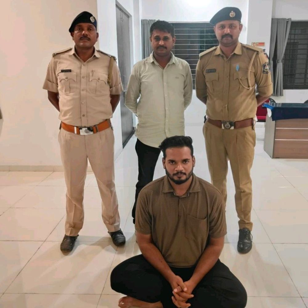 સોનગઢ પોલીસે એમ.ડી. ડ્રગ્સ સપ્લાયરને ઝડપ્યો:NDPS કેસમાં વોન્ટેડ આરોપી મહારાષ્ટ્રથી દબોચાયો