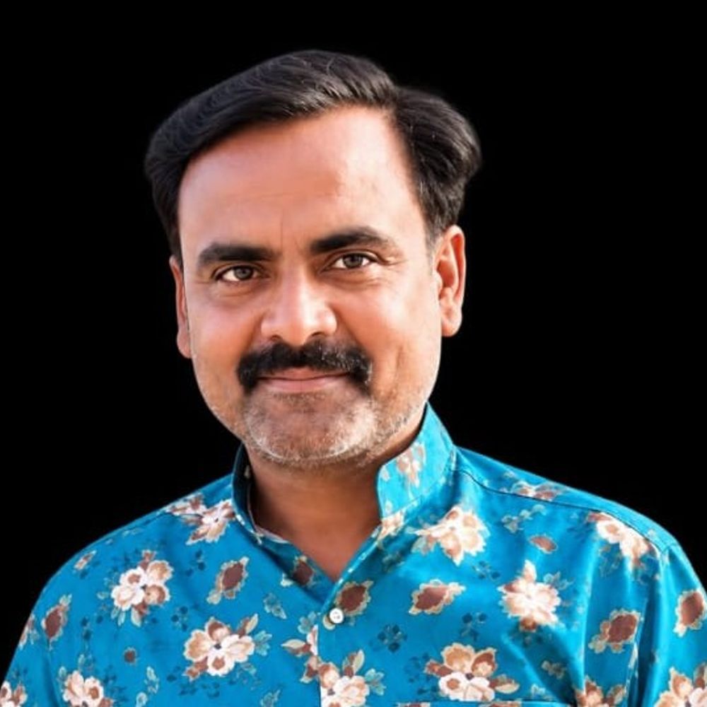 પાટણમાં પિતાના અગ્નિસંસ્કાર બાદ કલાકોમાં જ હૃદયરોગના હુમલાથી પુત્રનું નિધન:બે સભ્યોના મોતથી પરિવારમાં શોક, ઝવેરી બજારના વેપારીઓએ સ્વયંભૂ બંધ પાળ્યું