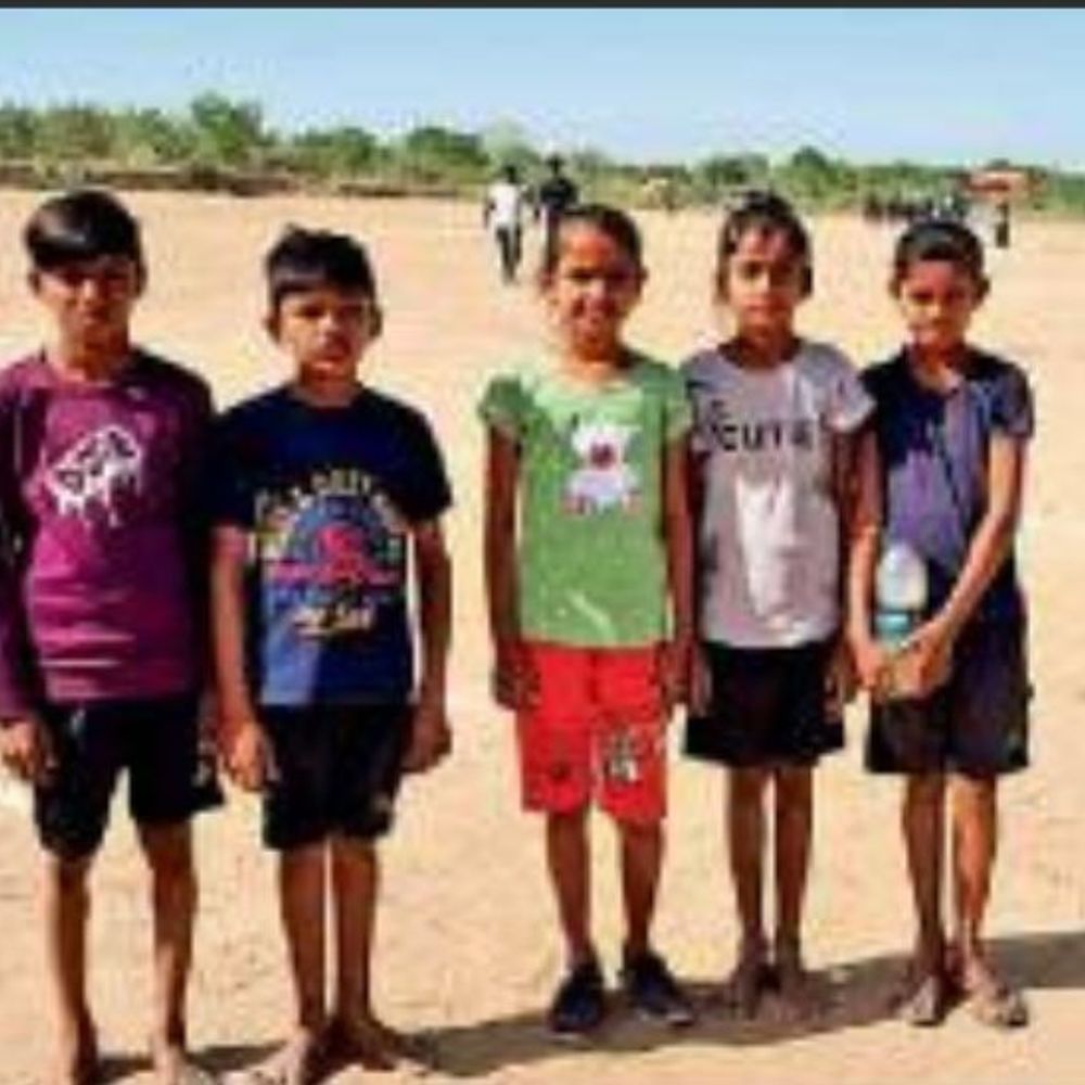 શાળામાં મેદાનની સુવિધા નહોતી, ખેતરમાં દોડ્યા અને 3 વર્ષમાં 138 ચંદ્રક જીત્યા