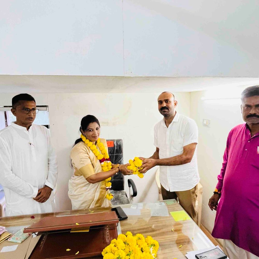 વર્ષાબેન માકડિયા જામનગર શિક્ષણ સમિતિના ચેરમેન બન્યા:લાલપુર જિલ્લા પંચાયત બેઠક પરથી વિજેતા, પદભાર સંભાળ્યો