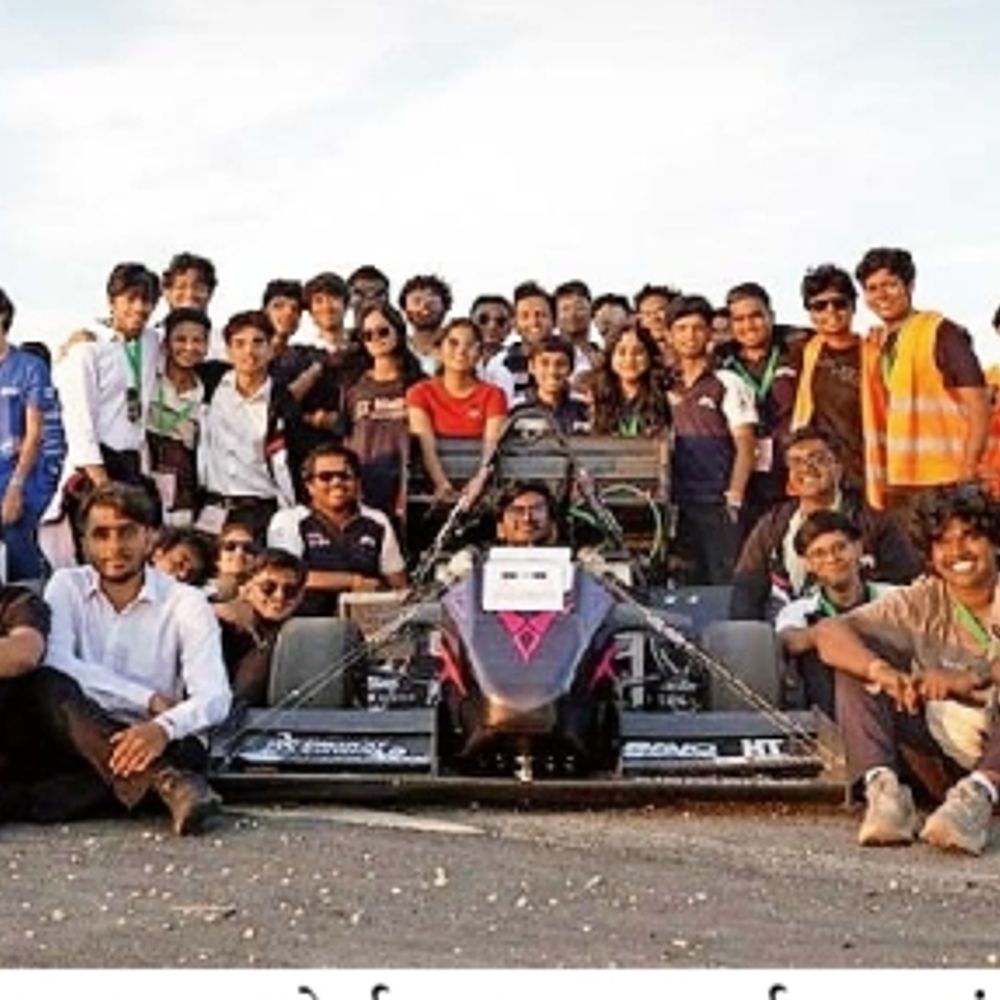 IIT Bombay Racing EV અને ડ્રાઈવરલેસ કાર રેસિંગમાં 1લું સ્થાન મેળવી પ્રભાવ પાડ્યો
