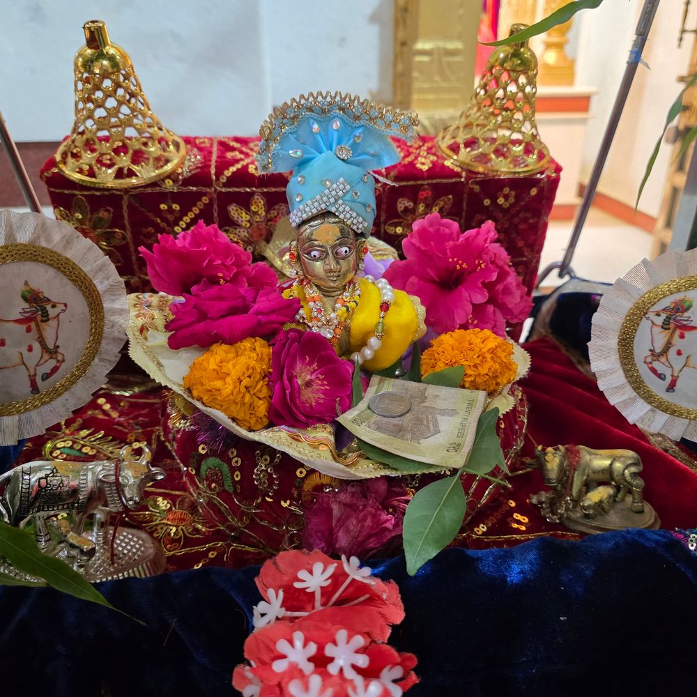 સાબરકાંઠામાં શ્રાવણમાસ નિમિત્તે ભક્તિમય માહોલ:શિવમંદિરોમાં પૂજન અર્ચન; મંત્રોચ્ચારથી મંદિરો ગૂંજ્યા