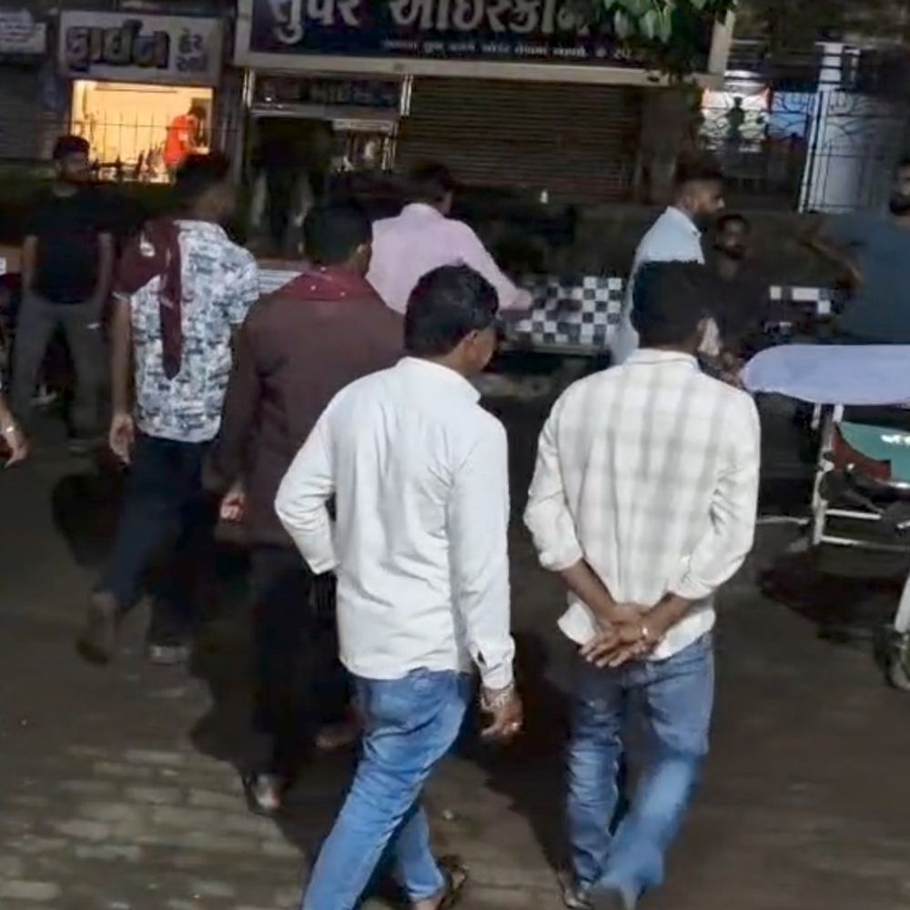 તળાજા પાસે અકસ્માતમાં યુવાનનું મોત:અજાણ્યા વાહને બાઈકને ટક્કર મારી, 3 બહેનોએ એકનો એક ભાઈ ગુમાવ્યો