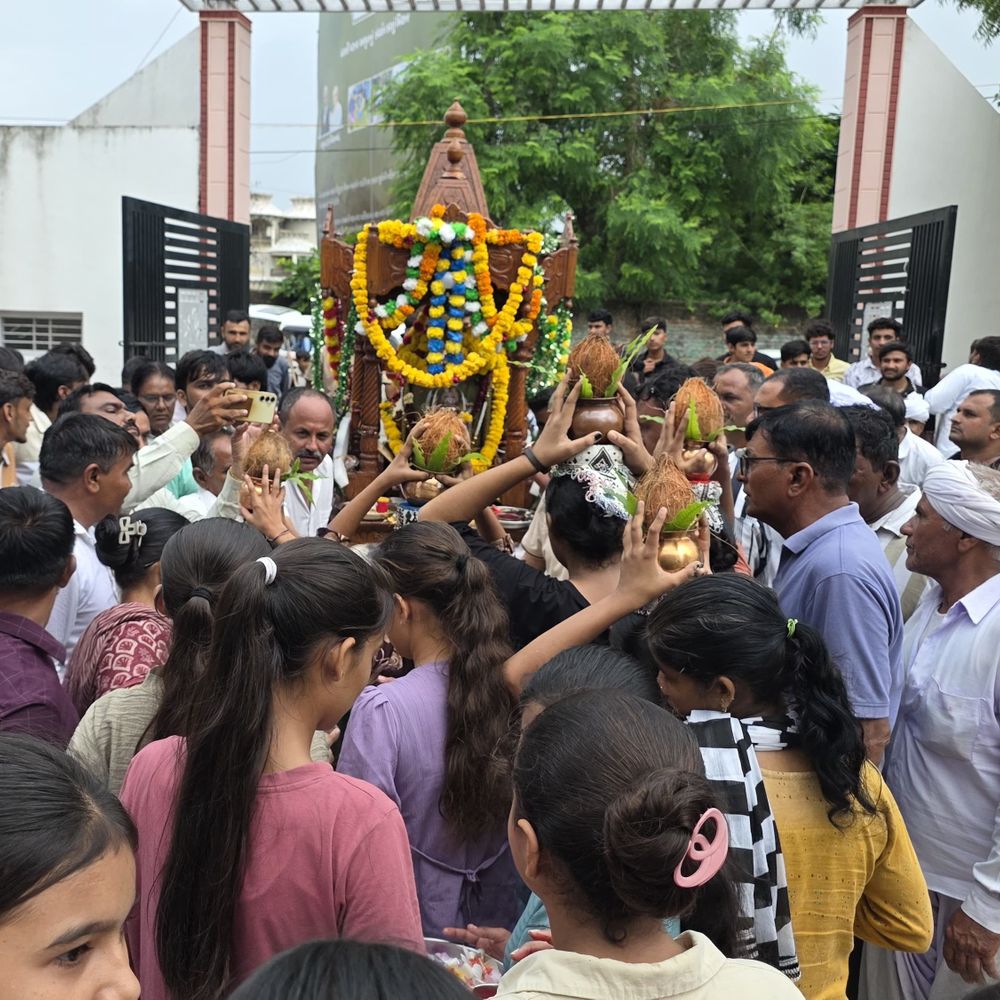 અર્બુદા માતાજીની અખંડ જ્યોત રથયાત્રા પાટણ પહોંચી:21-23 ઓગસ્ટે પ્રાણ પ્રતિષ્ઠા મહોત્સવ, આંજણા કેળવણી મંડળ દ્વારા આયોજન