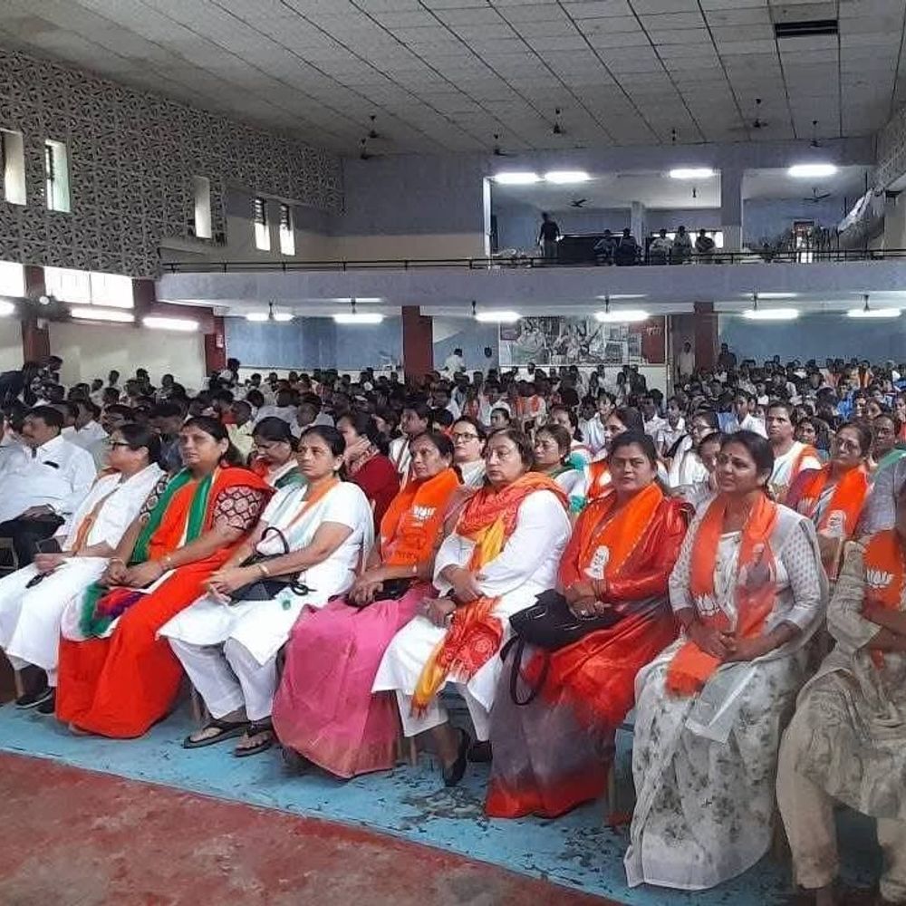 વલસાડ ભાજપે વિભાજન વિભીષિકા સ્મૃતિ દિવસ ઉજવ્યો:નિર્દોષોને શ્રદ્ધાંજલિ અપાઈ, દેશની એકતાનો સંકલ્પ લેવાયો