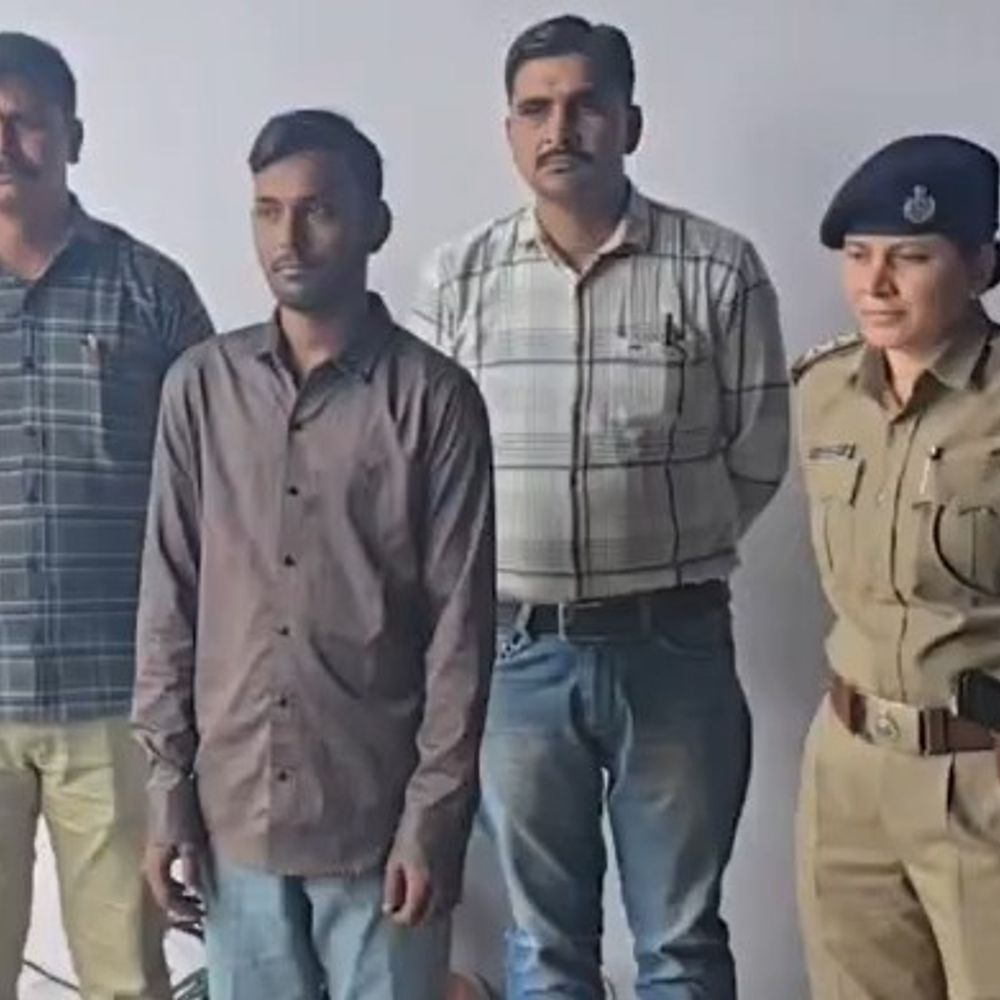 અમદાવાદમાં સગીરાએ સાબરમતી નદીમાં કૂદી જીવન ટૂંકાવ્યું:પતિના શંકાશીલ સ્વભાવ અને ત્રાસથી કંટાળી અંતિમ પગલું ભર્યું, આરોપી પતિ પેટલાદથી ઝડપાયો
