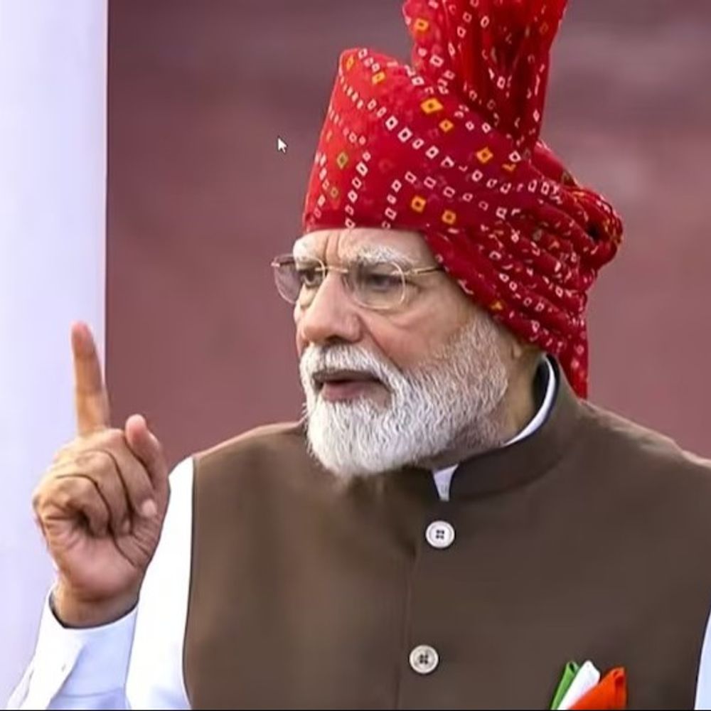 PM મોદીના ભાષણમાં છવાયા Gen-Z:મફત કોચિંગ, સસ્તો ડેટા, વિદેશી યુનિવર્સિટીઓ..., લાલ કિલ્લા પરથી Gen-Zને આપી આ ગિફ્ટ