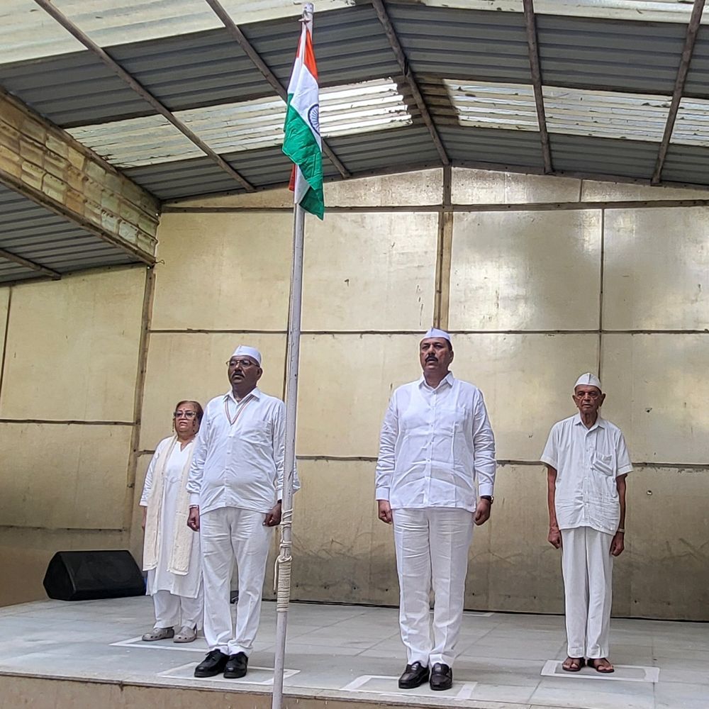રાજીવ ગાંધી ભવનમાં કોંગ્રેસની 80મા સ્વાતંત્ર્ય દિવસની ઉજવણી:વીર સાવરકર કોમ્પ્લેક્સ અને ખડગેની સભા સ્થળના 'શુદ્ધિકરણ' મામલે અમિત ચાવડાના સરકાર પર આકરા પ્રહારો