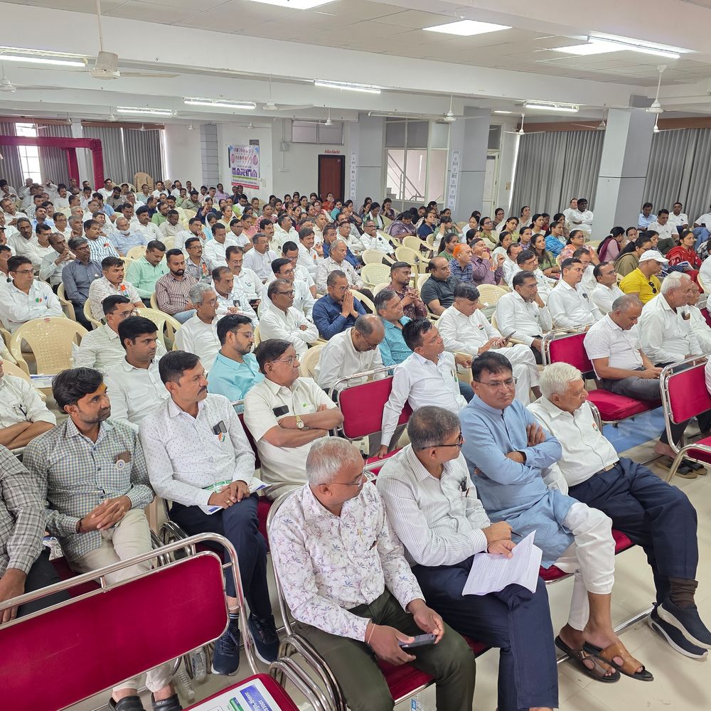 હિંમતનગરમાં સંગઠન પર્વ 2026ની ઉજવણી:સી.કે. સમાજવાડી ખાતે ગ્રાન્ટેડ શાળાઓ બચાવવા અને સ્વજન સહાય યોજના પર ભાર