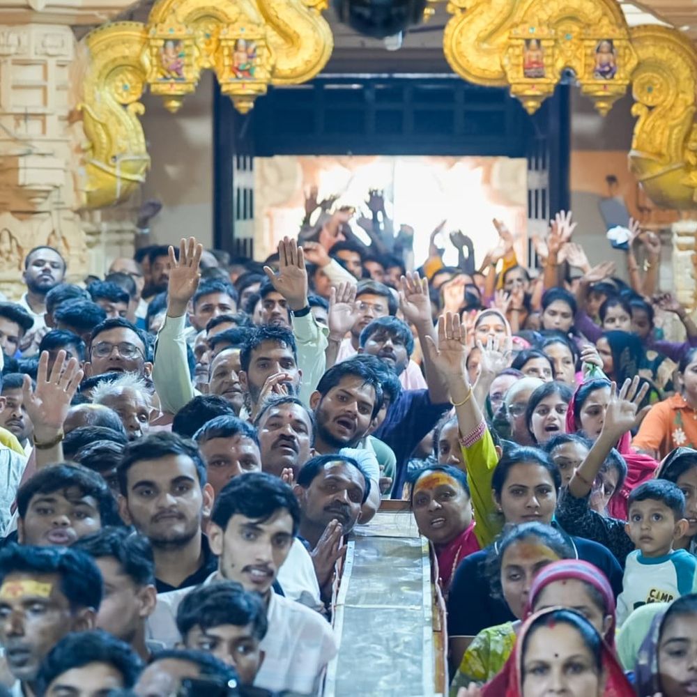 સોમનાથમાં શ્રાવણના પ્રથમ સોમવારે 1.43 લાખ ભક્તો ઉમટ્યા:91 ધ્વજાપૂજા અને 73 સોમેશ્વર મહાપૂજાનો નવો વિક્રમ સર્જાયો