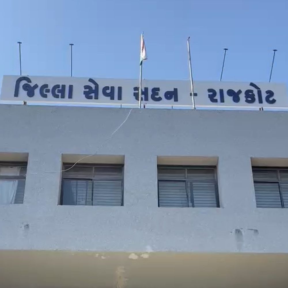 ભેળસેળિયાઓ સામે કડક કાર્યવાહીનો કલેકટરનો આદેશ:જિલ્લામાં વર્ષમાં 415 માંથી 31 ફૂડ સેમ્પલ ફેઈલ, કુવાડવામાં આધારકાર્ડ સર્વિસ સપ્તાહમાં શરૂ
