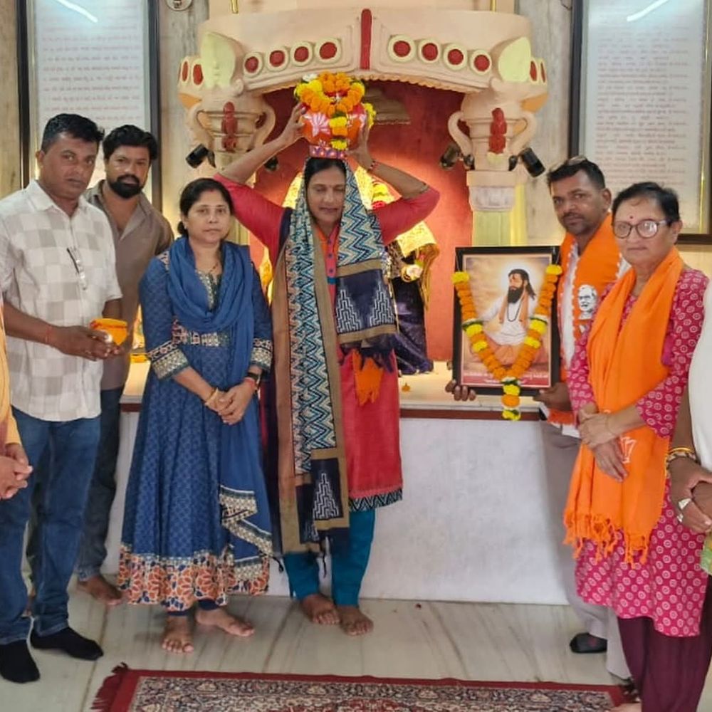 સંત રવિદાસ કળશ યાત્રા વલસાડ પહોંચી:650મી જન્મજયંતિ નિમિત્તે સામાજિક સમરસતાનો સંદેશ આપ્યો