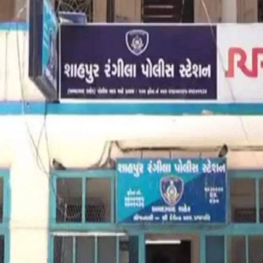 અમદાવાદમાં દહેજ ભૂખ્યા પતિ-સાસુનો અત્યાચાર:"પત્ની ઘર ન છોડે તો તેજાબ નાખી દો", ઓડિયો ક્લિપ મોકલી પરિણીતાને ઢોર માર મારી કાઢી મુકી