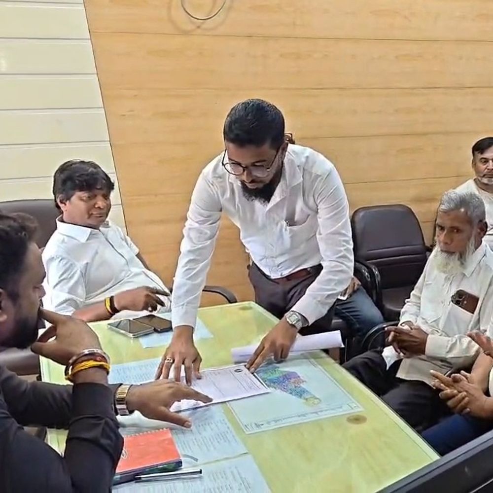ભરૂચ વોર્ડ 1 માં પ્રાથમિક સુવિધાઓનો અભાવ:રહીશોએ નગરપાલિકા પ્રમુખ-ચીફ ઓફિસરને રજૂઆત કરી