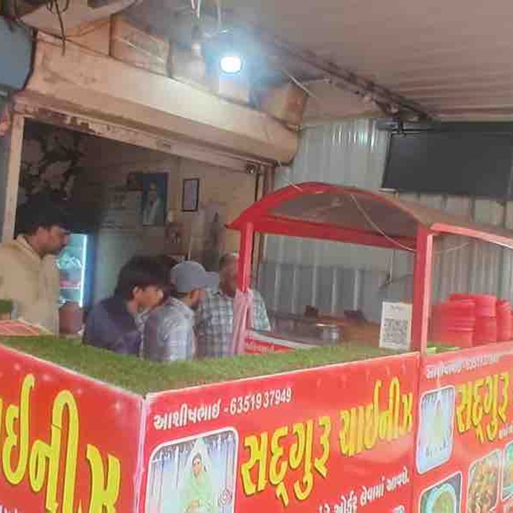 અમરેલીમાં ફૂડ વિભાગનું સઘન ચેકિંગ:23 એકમોમાં તપાસ કરાઈ, રૂ. 2,690ની કિંમતનો વિવિધ ખાદ્ય જથ્થો નાશ કરાયો