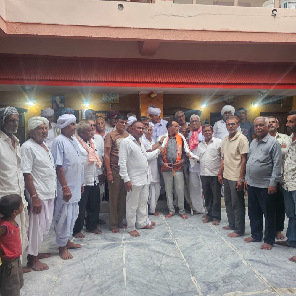 પાટણ બક્ષીપંચ મોરચાના મંત્રી ગેમરભાઈ દેસાઈનું સન્માન:ચંદ્રુમાણાના રબારી નેસ ખાતે કાર્યક્રમ યોજાયો