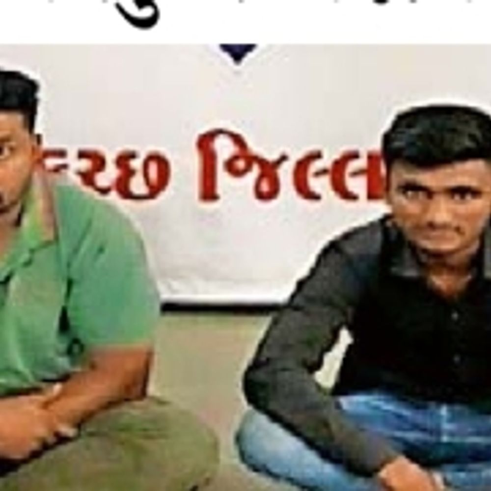 અઢી મહિના પહેલા થયેલા અકસ્માતના બનાવમાં વળાંક:બાઈકની પાછળ કાર ભટકાવી મારી નાખવાનો પ્રયાસ કરનાર 2 પકડાયા