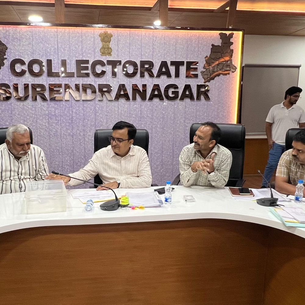 સુરેન્દ્રનગર ખેડૂતોને જમીન વળતરમાં ચારગણાથી વધુ વધારો:માર્કેટ રેટ કમિટીની બેઠકમાં મહત્વપૂર્ણ નિર્ણય લેવાયો