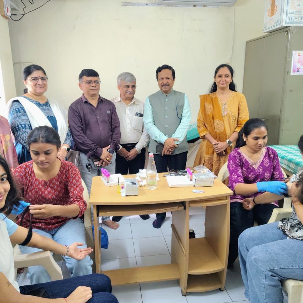 સરદાર પટેલ યુનિવર્સિટીમાં વિદ્યાર્થીઓનું થેલેસેમિયા સ્ક્રીનિંગ:હેલ્થ સેન્ટર દ્વારા જાગૃતિ અને વહેલી તપાસ માટે કેમ્પ
