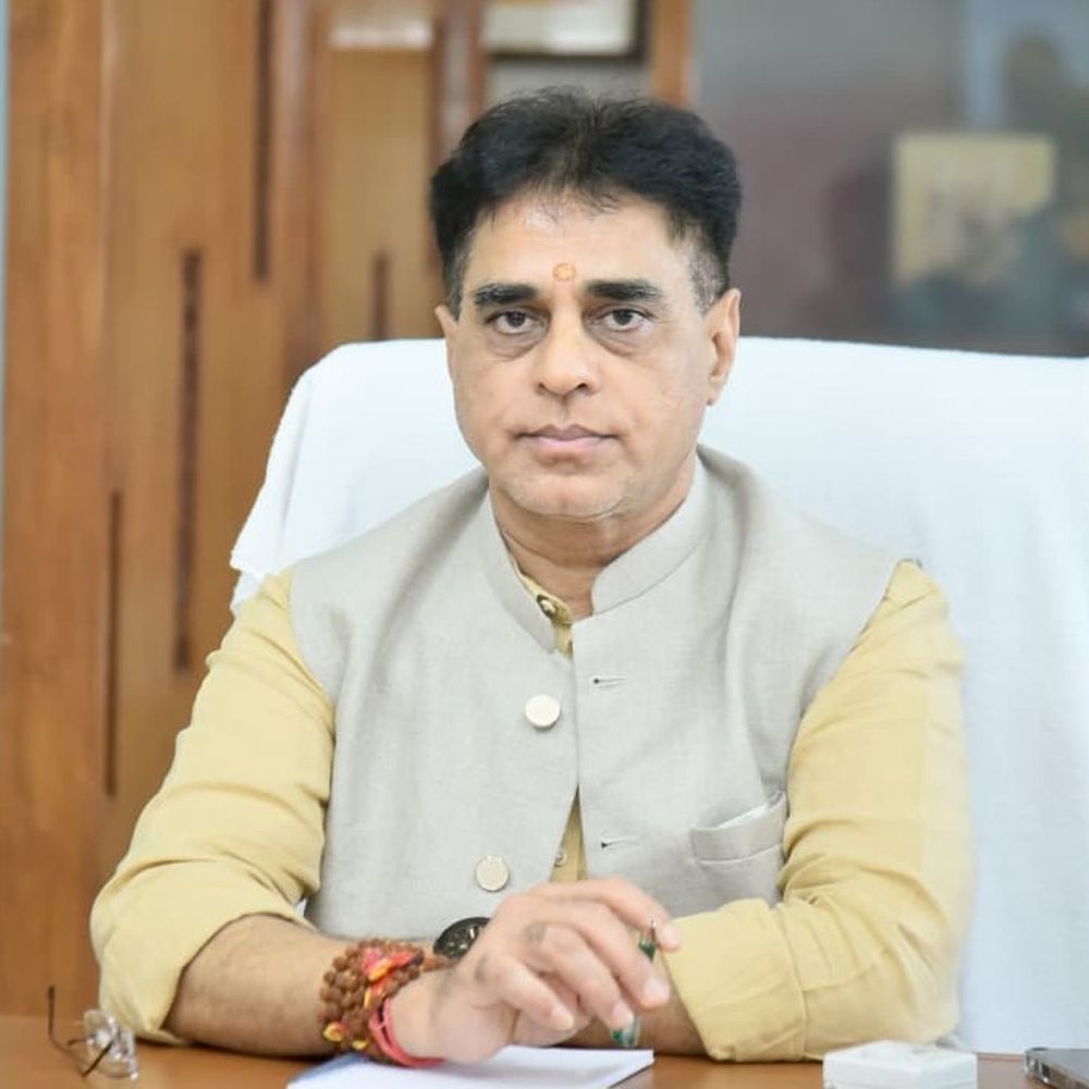 ગુજરાતમાં H1N1 સામે આરોગ્ય વિભાગ એલર્ટ, પાનશેરીયાએ કહ્યું-હાલ ચિંતા નહીં:દિલ્હી-મુંબઈથી ગુજરાતમાં આવતા લોકોની સમીક્ષા થશે, 2019ની ગાઇડલાઇન મુજબ ટેસ્ટિંગ અને સારવારના આદેશ