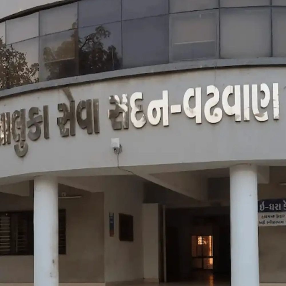 વઢવાણના બે અસામાજિક તત્વો હદપાર:સુરેન્દ્રનગર સહિત 8 જિલ્લાઓમાંથી 2 વર્ષ માટે હદપાર કરાયા