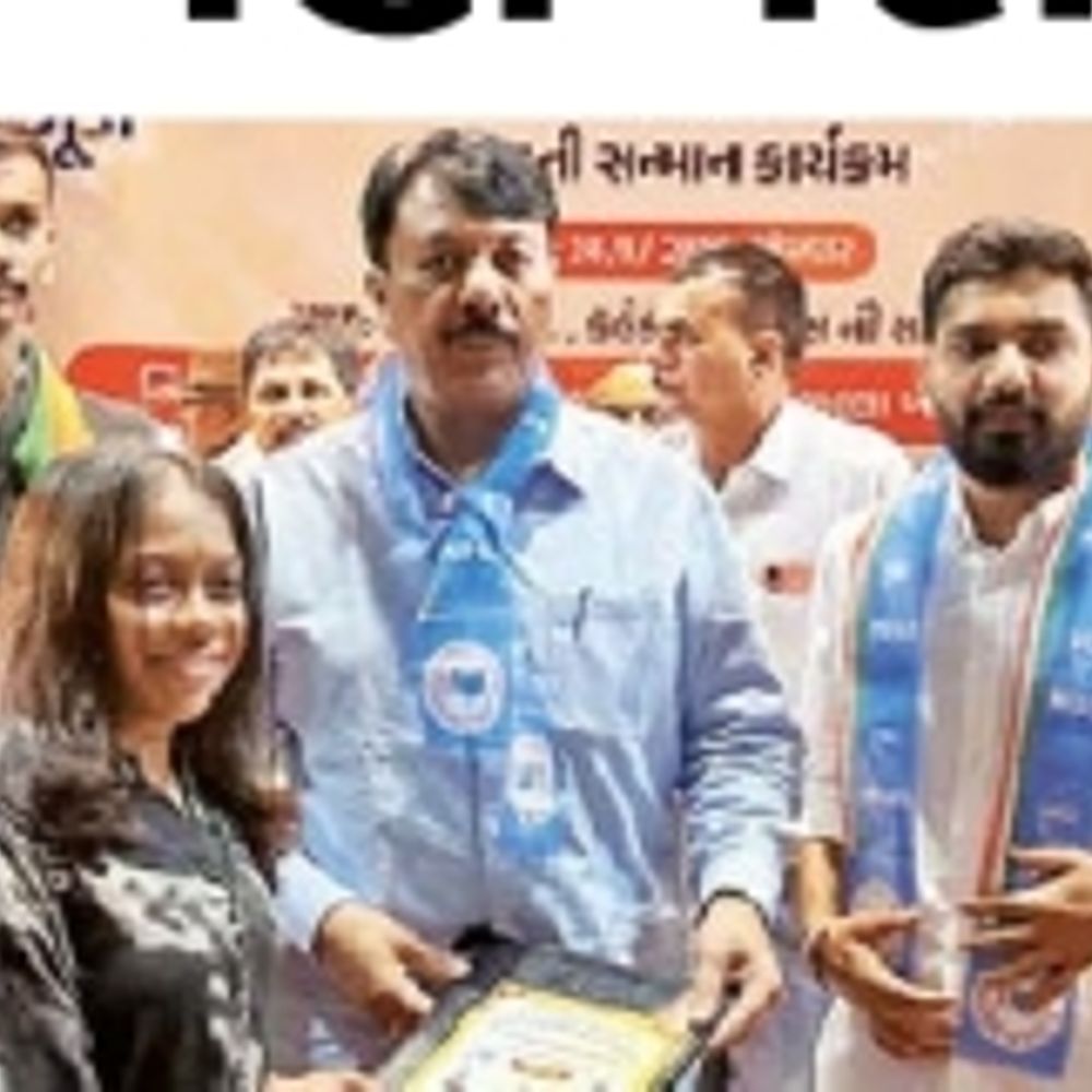 મોબાઈલ રીલ્સ નહીં, ક્રાંતિ માટે વાપરો: અમિત ચાવડાની NSUI કાર્યક્રમમાં યુવાનોને હાકલ