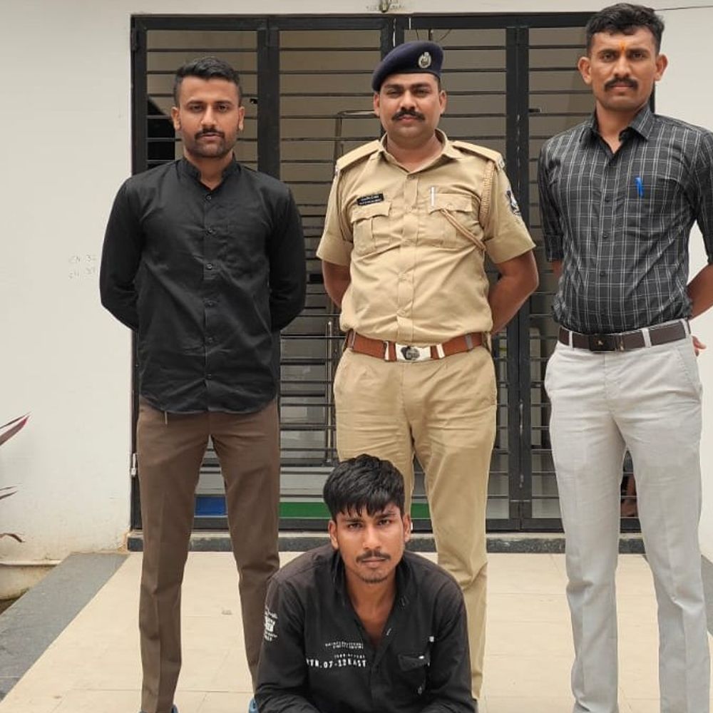 ભરૂચ પોલીસે CEIR પોર્ટલથી ચોરીનો ભેદ ઉકેલ્યો:બે મોબાઇલ ચોરી કરનાર આરોપી ગણતરીના કલાકોમાં ઝડપાયો