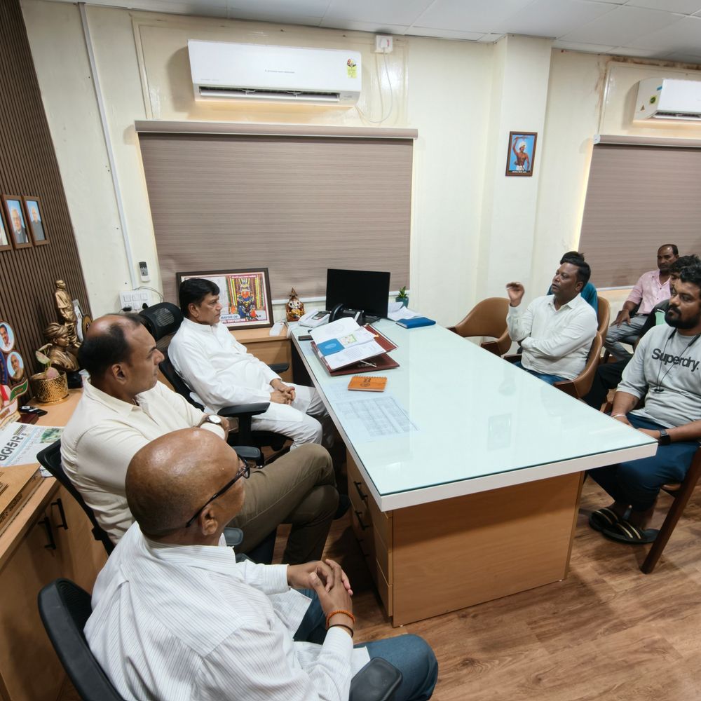 નવસારી મનપાના આઉટસોર્સ કર્મચારીઓને મળ્યો બાકી પગાર:મેયરે એજન્સીઓને 10મી સુધીમાં પગાર ચૂકવવા તાકીદ કરી