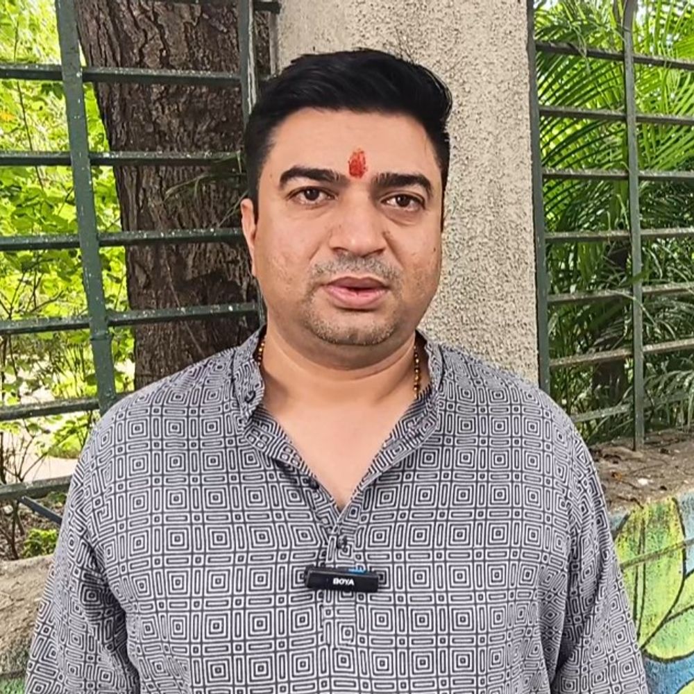 ગરીબ ફેરિયાઓ પાસેથી ₹5-5 હજાર પડાવી અસલમે આઈ-કાર્ડ વહેંચ્યા:200 મીટરના રસ્તે 45 મિનિટનો ટ્રાફિકજામ કરનારા ગેરકાયદે દબાણો અને ઉઘરાણું કરનાર સામે કડક કાર્યવાહીની માગ