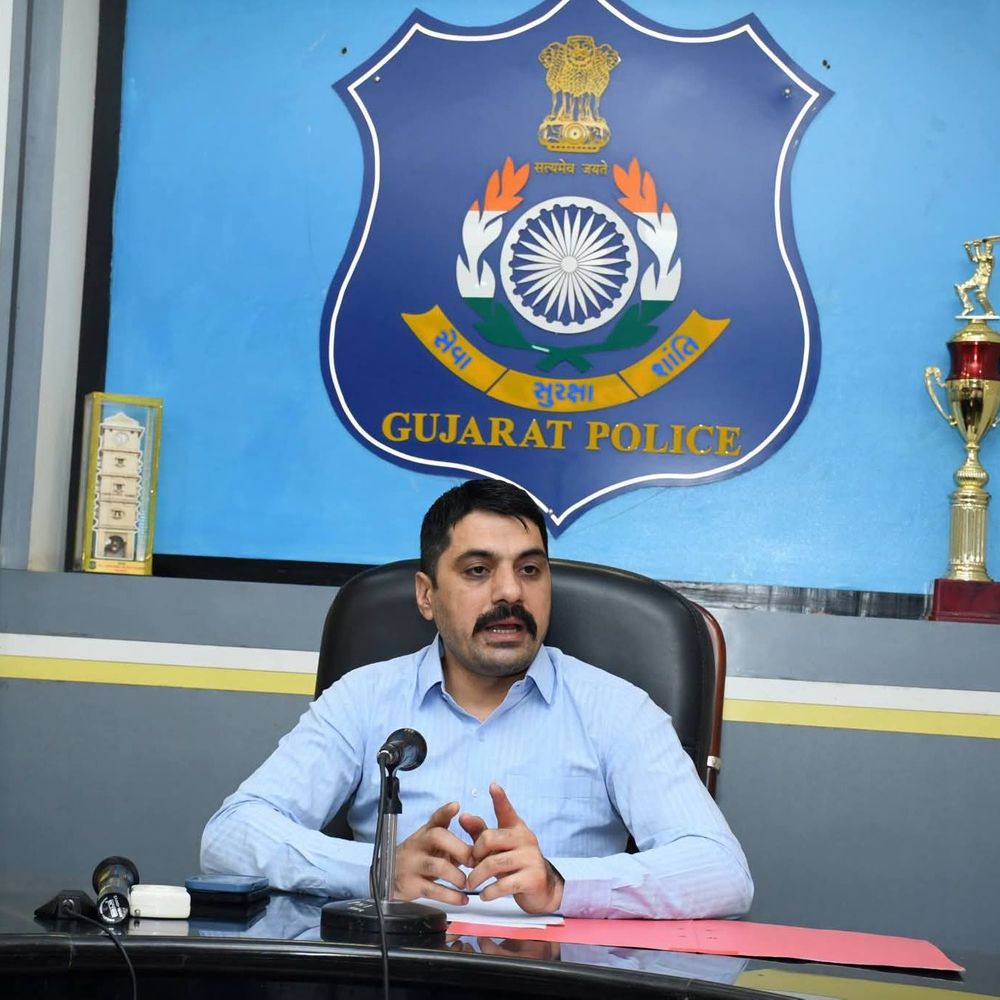 જિલ્લા પોલીસવડાએ મેળાના આયોજકોને કડક સૂચનાઓ આપી:સાતમ-આઠમના લોકમેળામાં સુરક્ષા અને વ્યવસ્થા જાળવવા તાકીદ